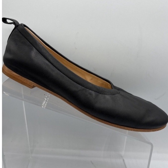 Clarks Mia Womens Black Leather Ballet Flats Sz 7.5 M Cushion Plus Grace Slip On - Picture 1 of 9